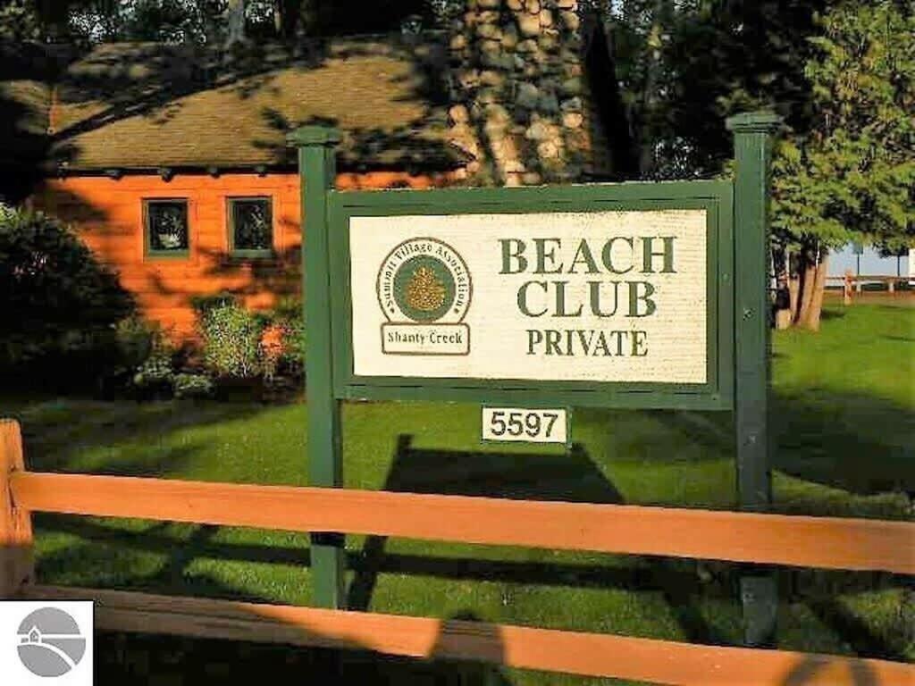 Shanty Creek, Condo, Golf ,Sleeps 4, Pets Welcome! Bellaire ภายนอก รูปภาพ
